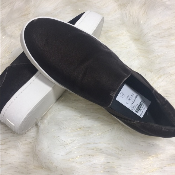 Vince Shoes - Vince Warren Velvet Slide Platform Sneakers
